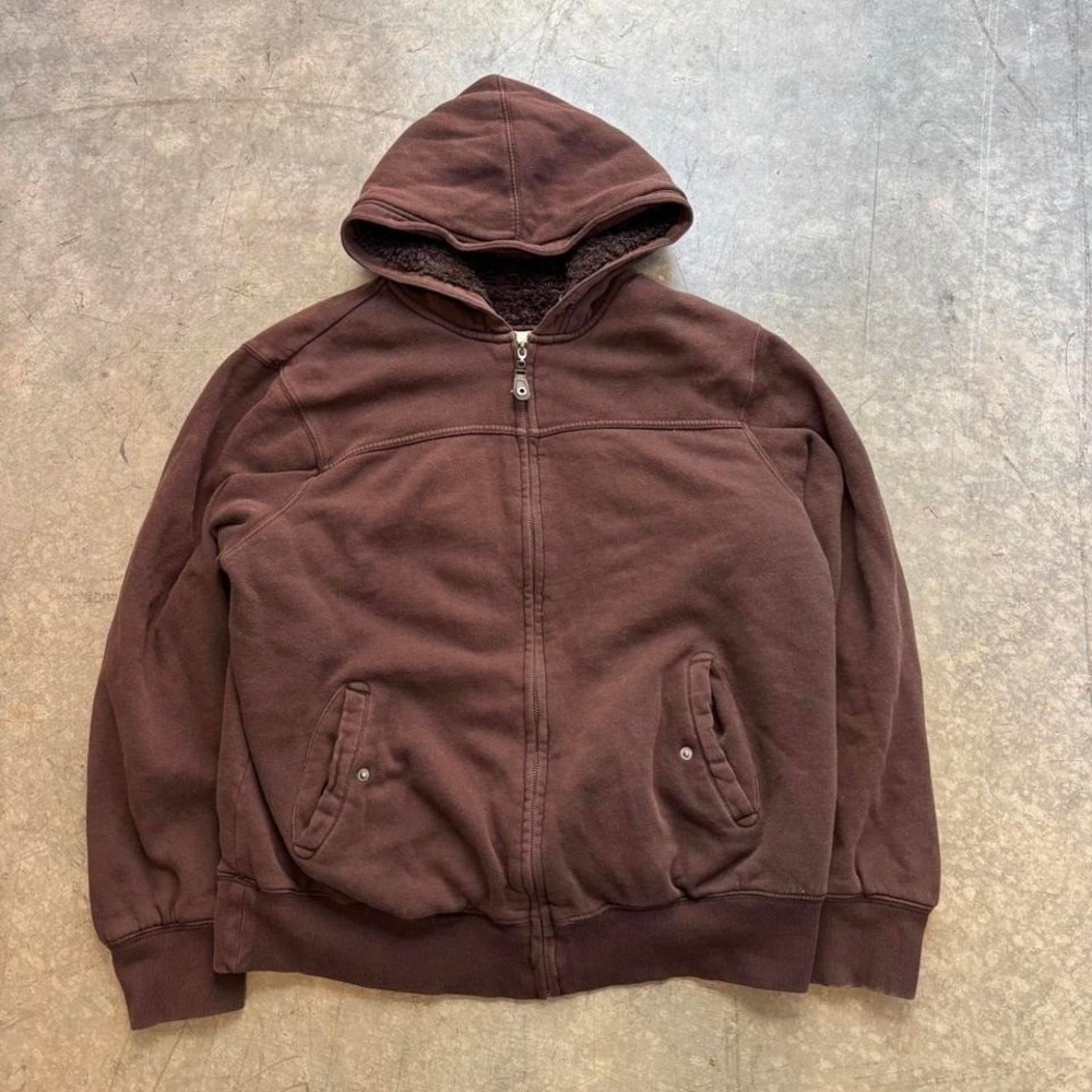 Classic Brown Hooded Zip-Up Sweatshirt